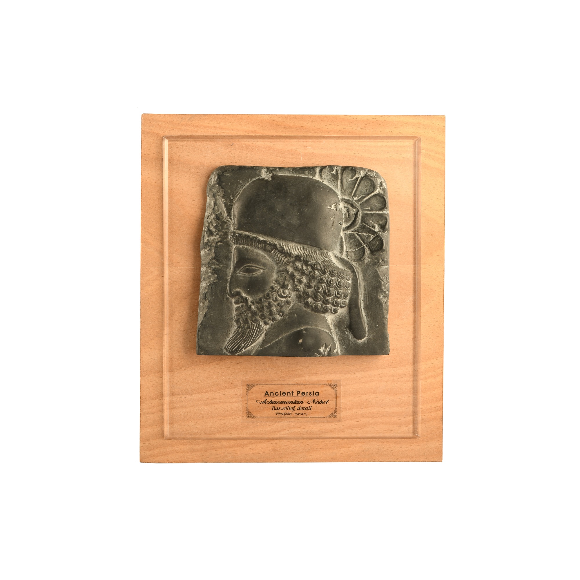 تندیس طرح اشراف زاده هخامنشی کد WM008